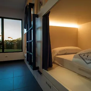 Plea House Hostal Loredo