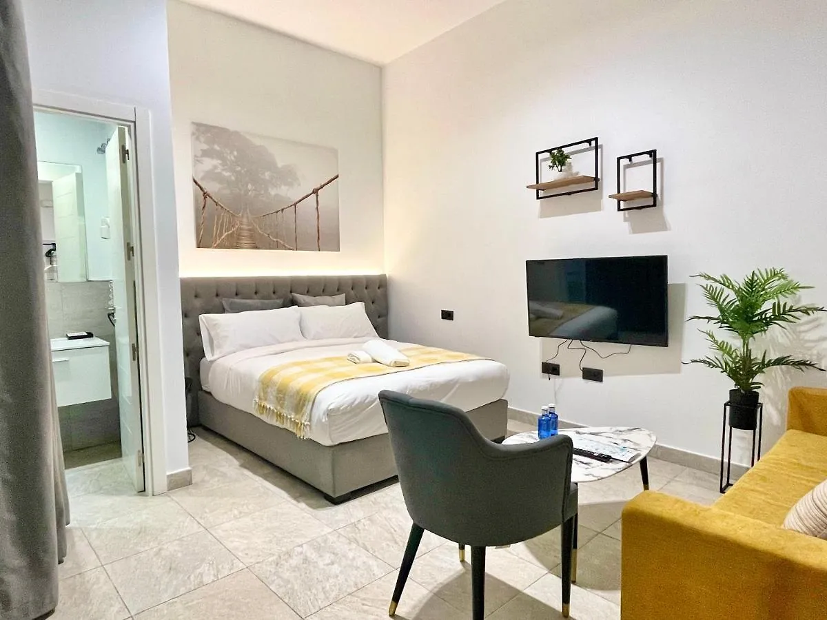 Tennessee Urban Suites Malaga Aparthotel